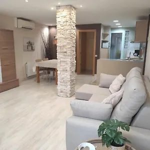 https://apartamento-en-viladecans-cerca-del-aeropuerto.catalonia-hotels.com