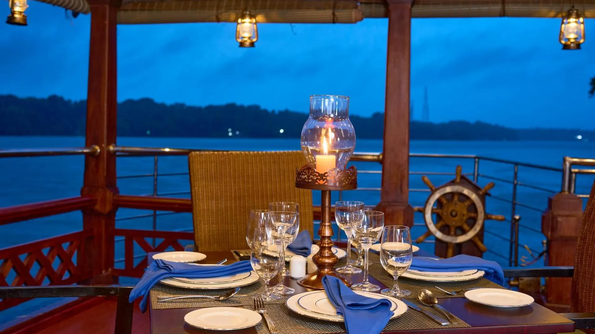 The Leela Ashtamudi, A Raviz Hotel Kollam 5*,  India