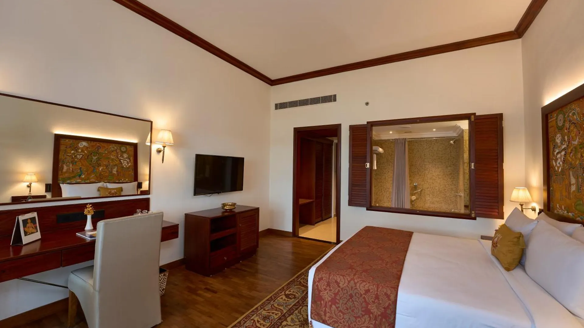 The Leela Ashtamudi, A Raviz Hotel Kollam