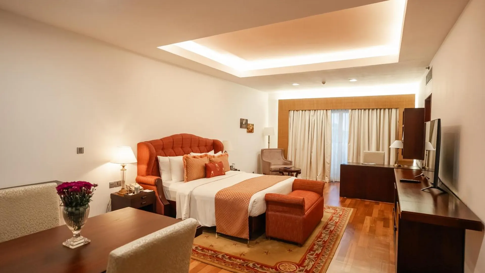 The Leela Ashtamudi, A Raviz Hotel Kollam